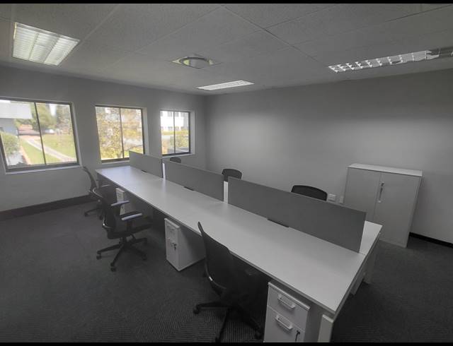 61M² OFFICE TO LET IN BRYANSTON